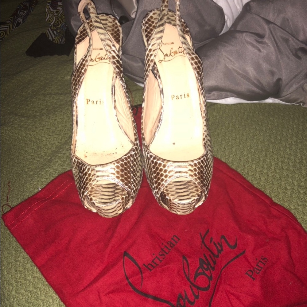 Christian louboutin size 6 shoes pre owned